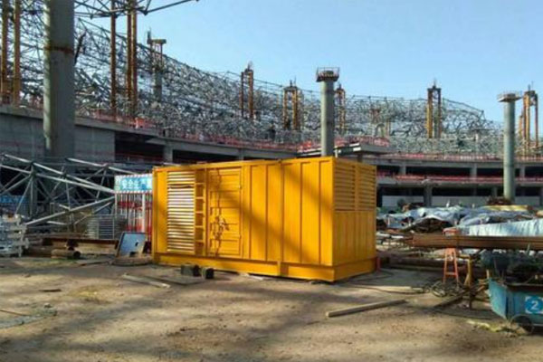 岐山发电机出租如何判断空气滤清器是否需要更换？